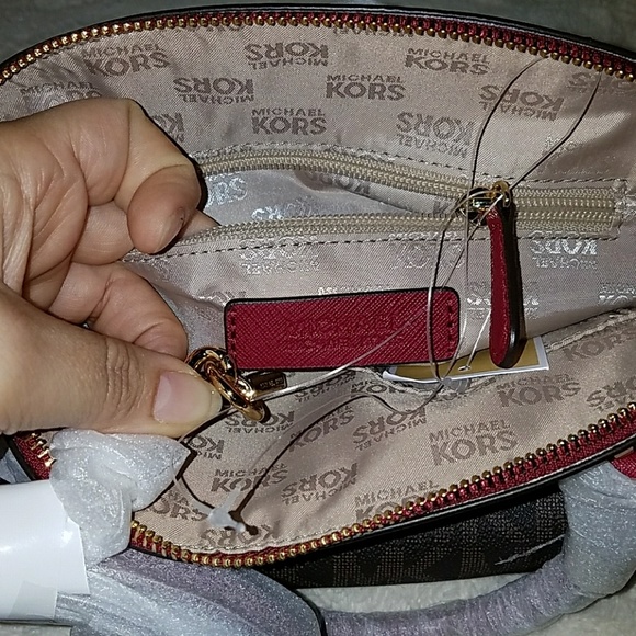 SOLD✔Nwt michael kors small emmy - Picture 6 of 8